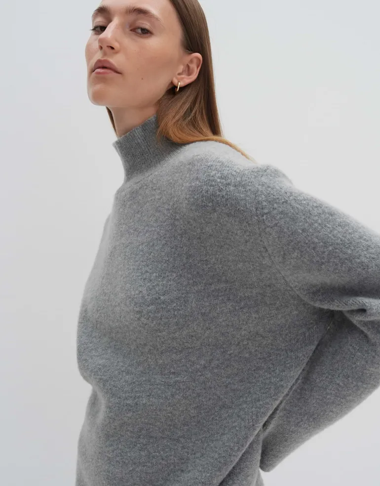 Tadita good grey