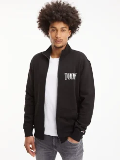 TJM REG ESSENTIAL GRAPHIC TRACK black