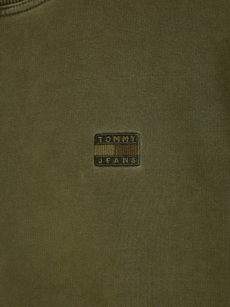 TJM REG TONAL BADGE CNECK drab olive green