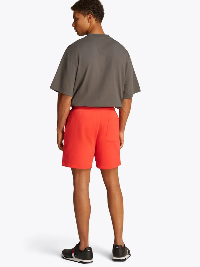 TJM S FLAG BEACH SHORT EXT bright vermillion