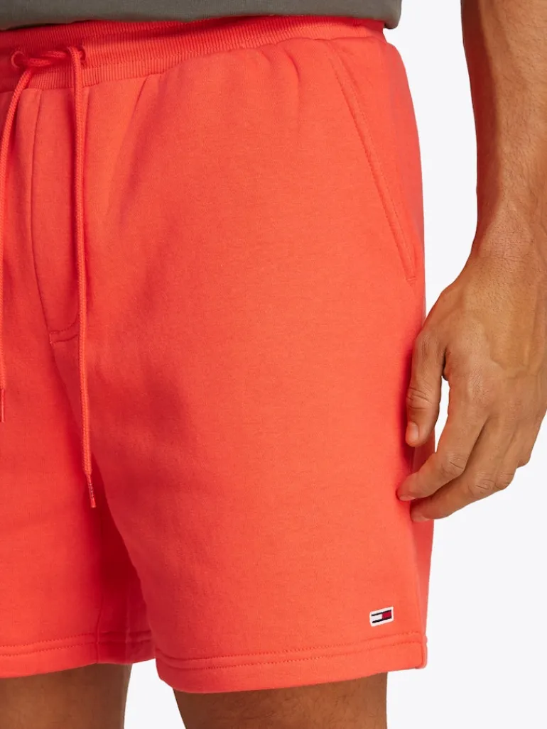 TJM S FLAG BEACH SHORT EXT bright vermillion