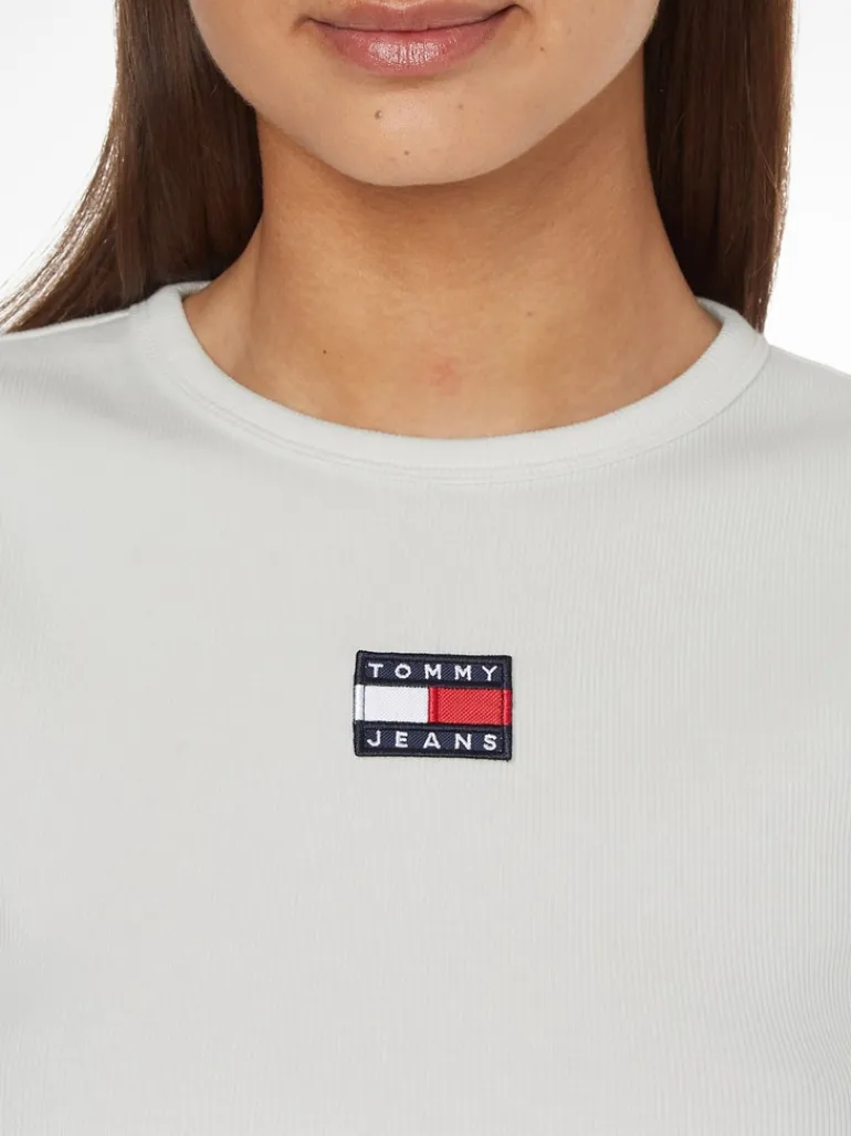TJW BABY CROP RIB CENTER BADGE ecru