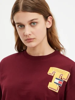 TJW RLXD CROP COLLEGIATE T LS deep rouge