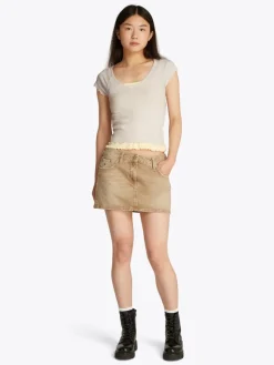 TJW SLIM VNECK GMD RIB SS ancient white