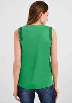 Top mit Smockdetails fresh green