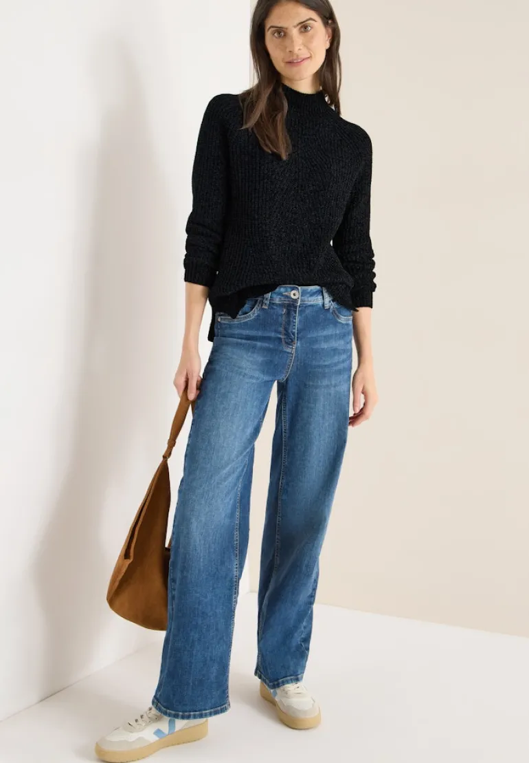 Turtleneck Chenille Pullover black