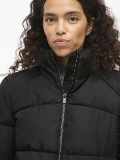 VIKARLA NEW SHORT PUFFER JACKET black