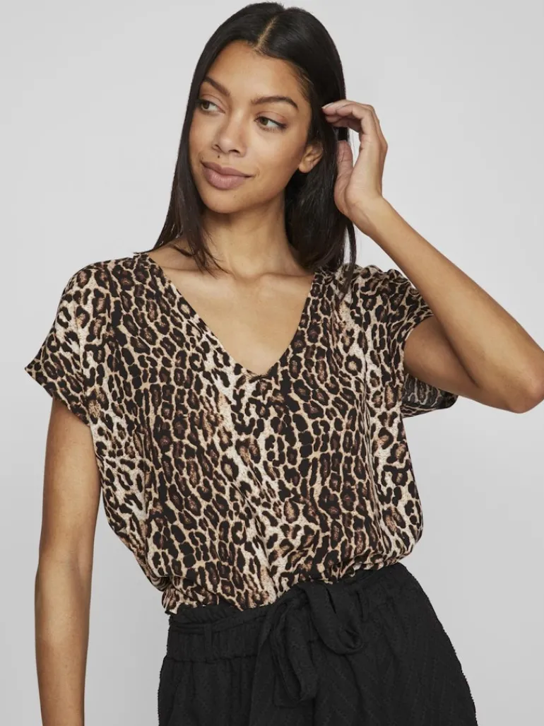 VILAYA S/S V-NECK TOP black