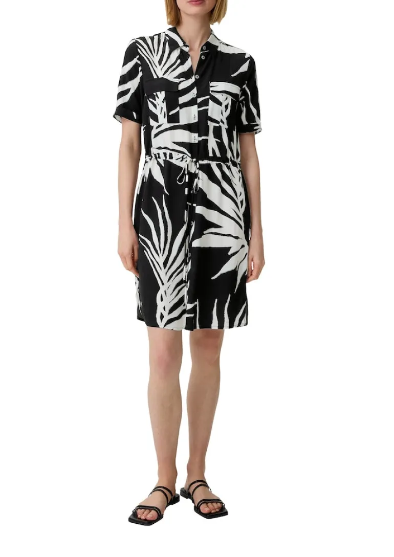 Viskosekleid mit Crêpestruktu schwarz