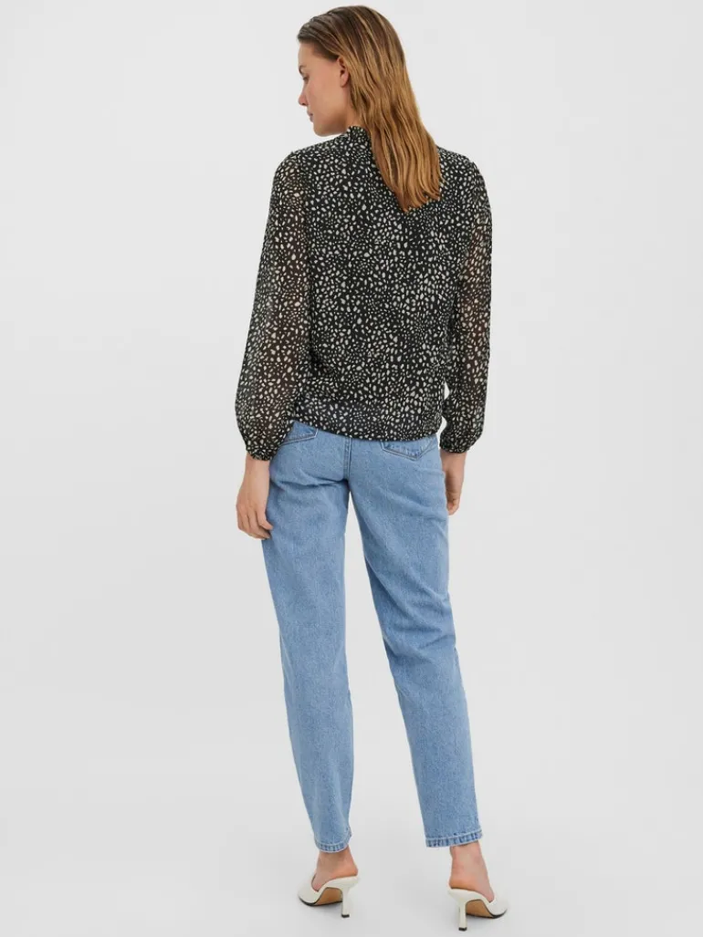 VMCAITLYNN L/S TIE TOP EXP GA black2