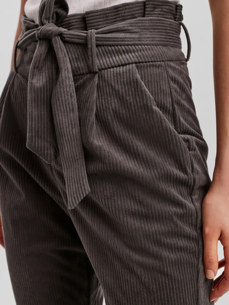 VMEVA HR LOOSE PAPERBAG CORD PANT NOOS peat